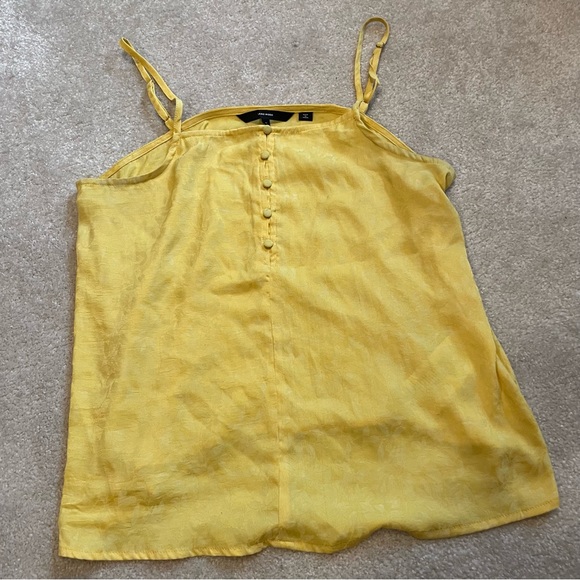 ❤️2/$30 - 3 flowy tank tops - Picture 4 of 8
